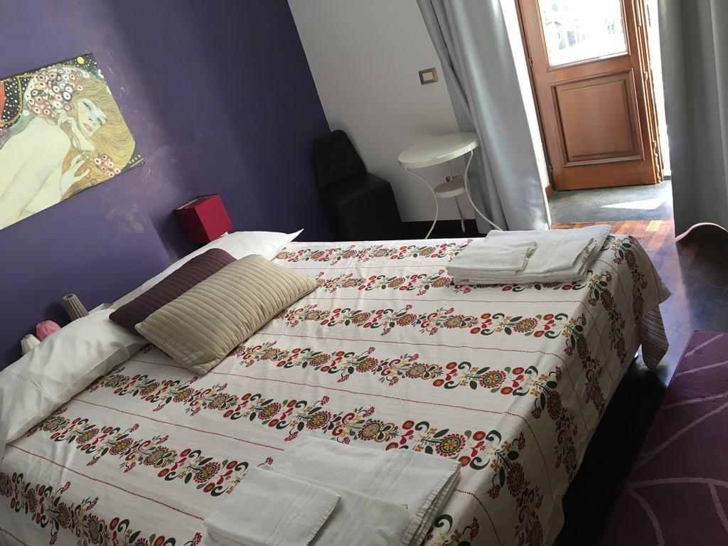 B&B Villa Dei Girasoli 卡塔尼亚 外观 照片